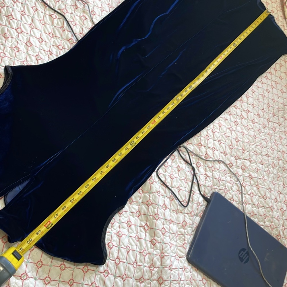 Vintage velvet dress - Picture 7 of 8